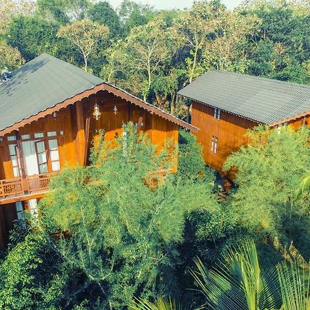 Silver Crown Nature Resort Kombichankulama Extérieur photo