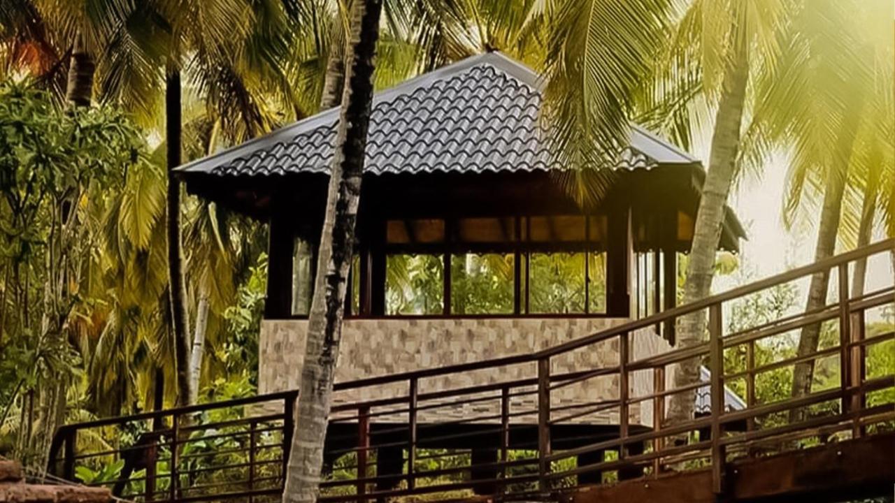 Silver Crown Nature Resort Kombichankulama Extérieur photo