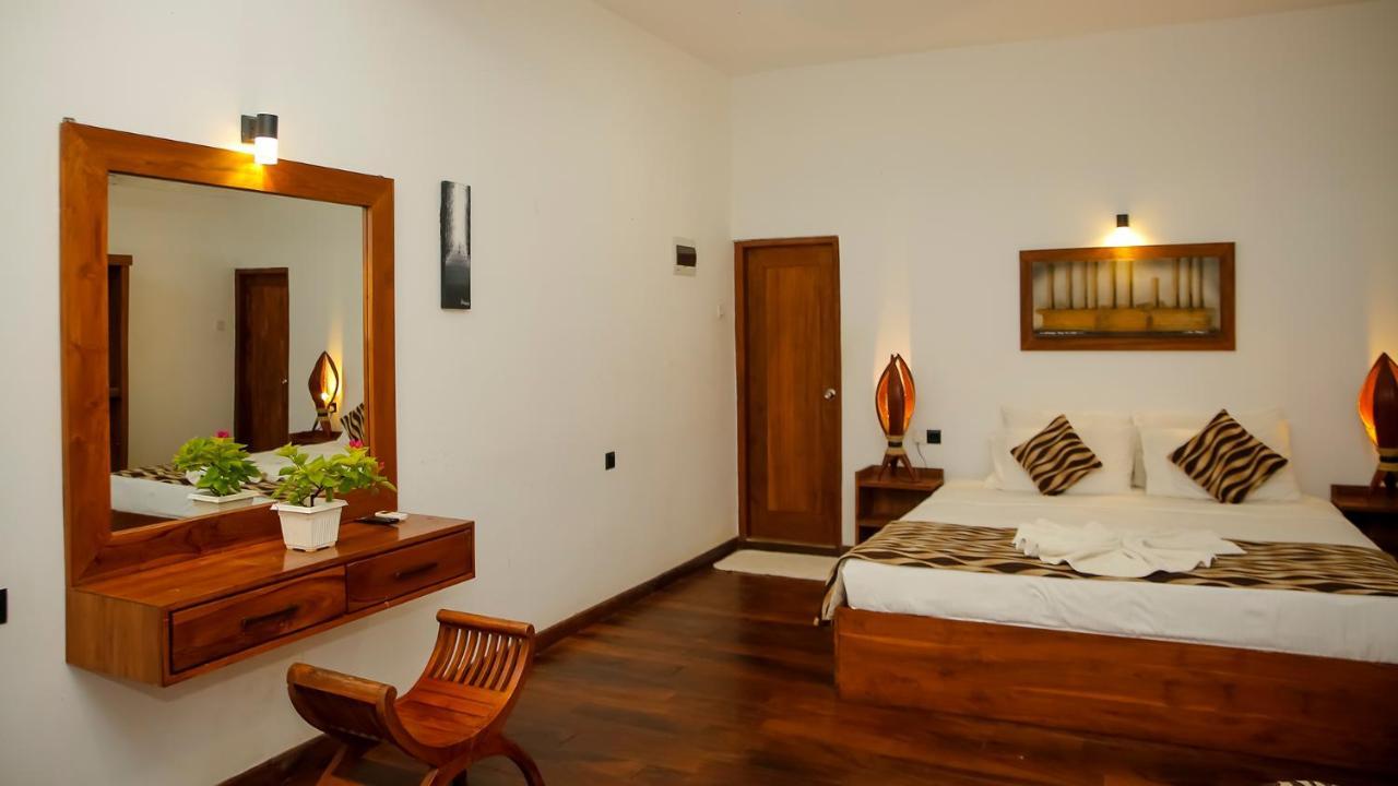 Silver Crown Nature Resort Kombichankulama Extérieur photo